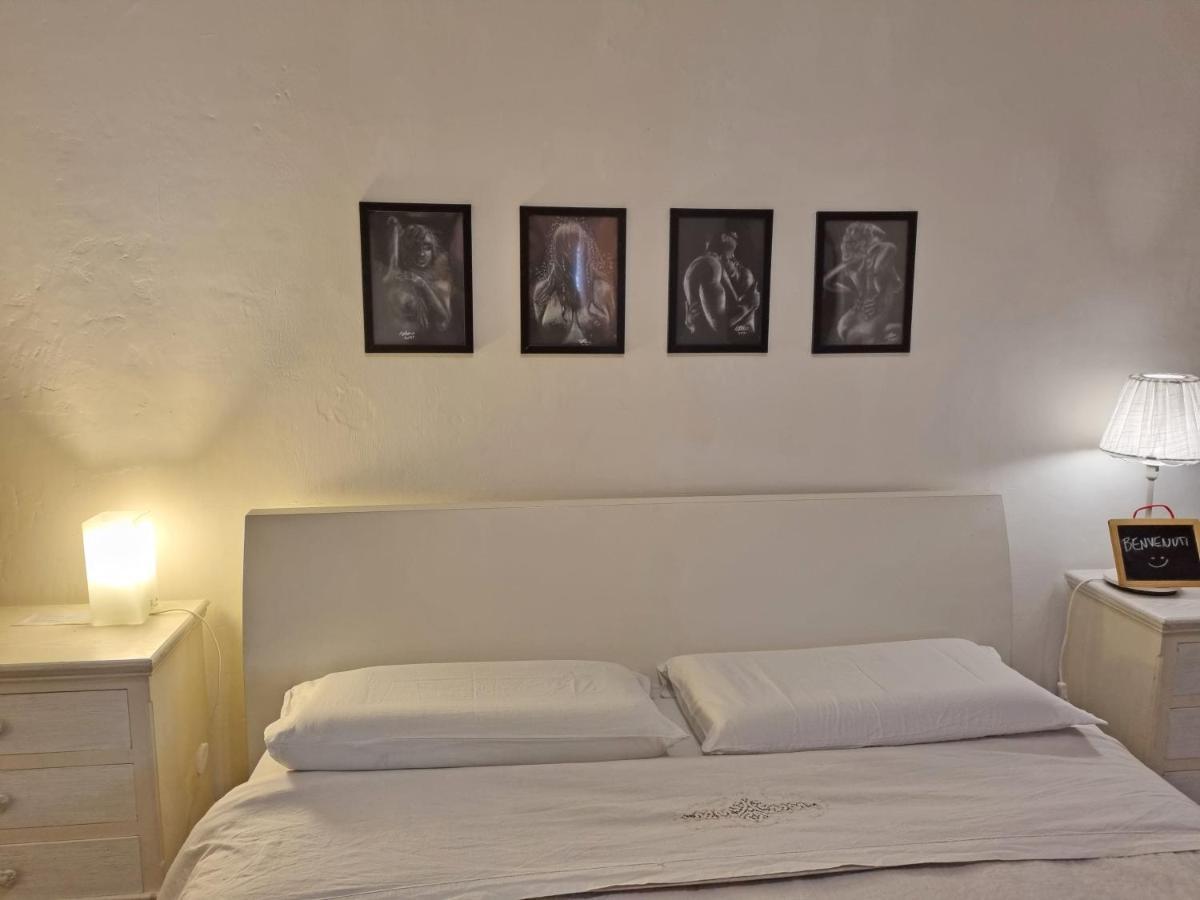 Casa Le Coccole Lägenhet Livorno Exteriör bild