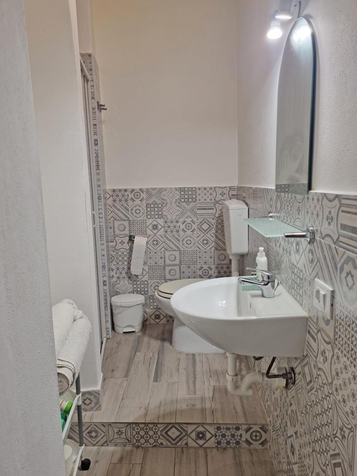 Casa Le Coccole Lägenhet Livorno Exteriör bild