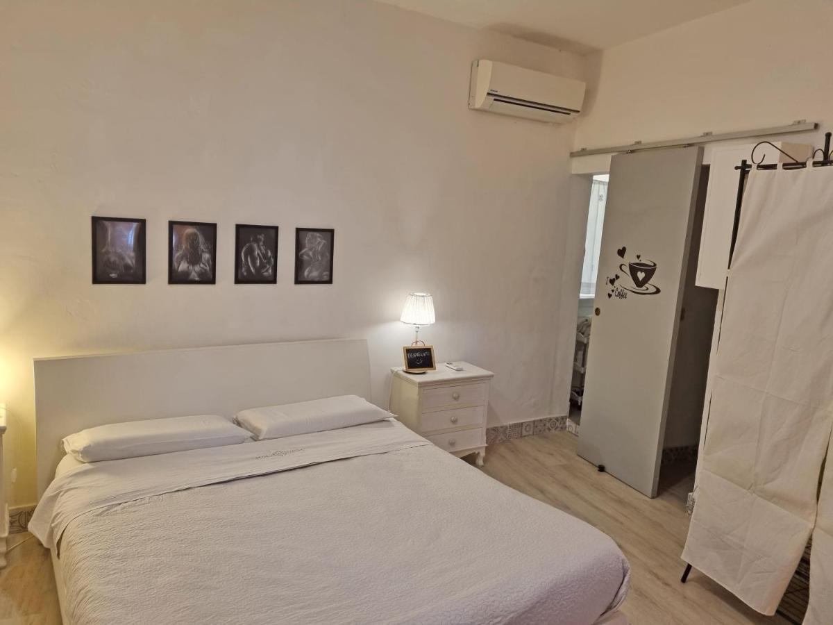 Casa Le Coccole Lägenhet Livorno Exteriör bild