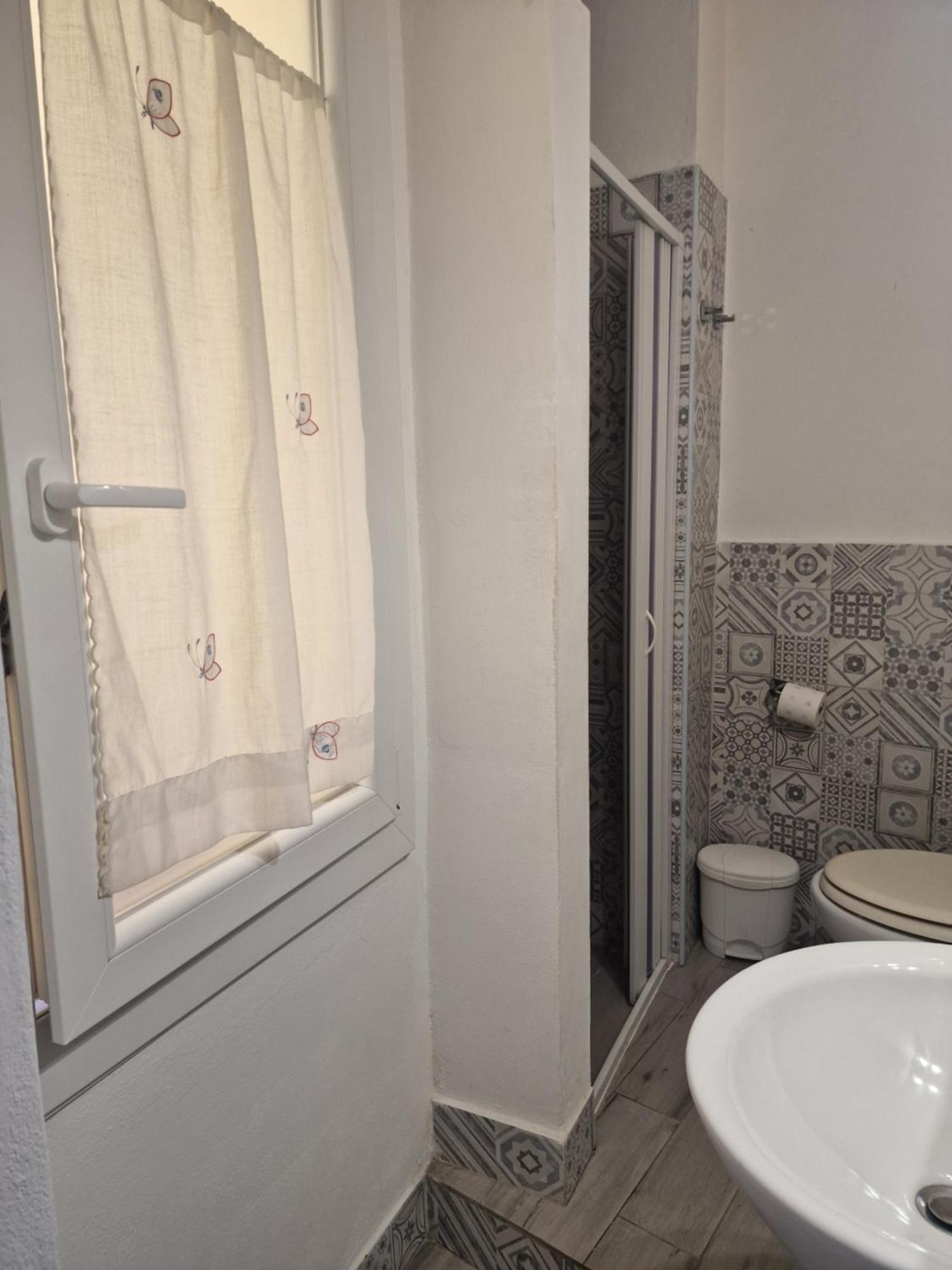 Casa Le Coccole Lägenhet Livorno Exteriör bild
