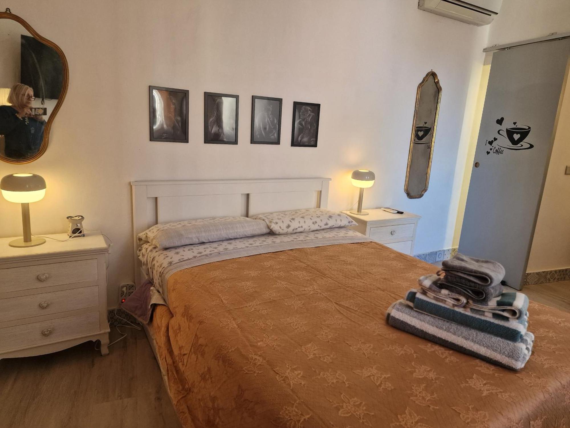 Casa Le Coccole Lägenhet Livorno Exteriör bild
