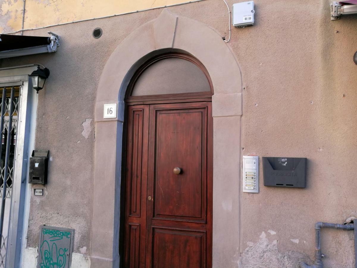 Casa Le Coccole Lägenhet Livorno Exteriör bild
